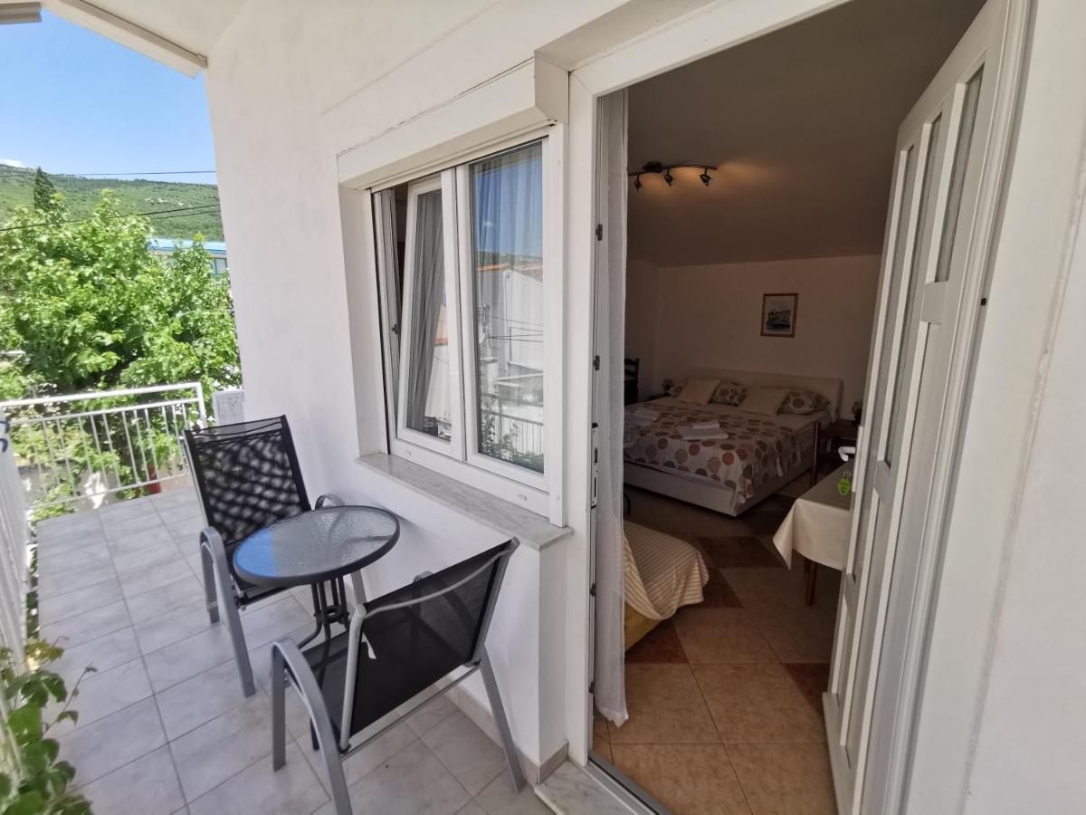 Studio Apartments Jasminka Selce Εξωτερικό φωτογραφία