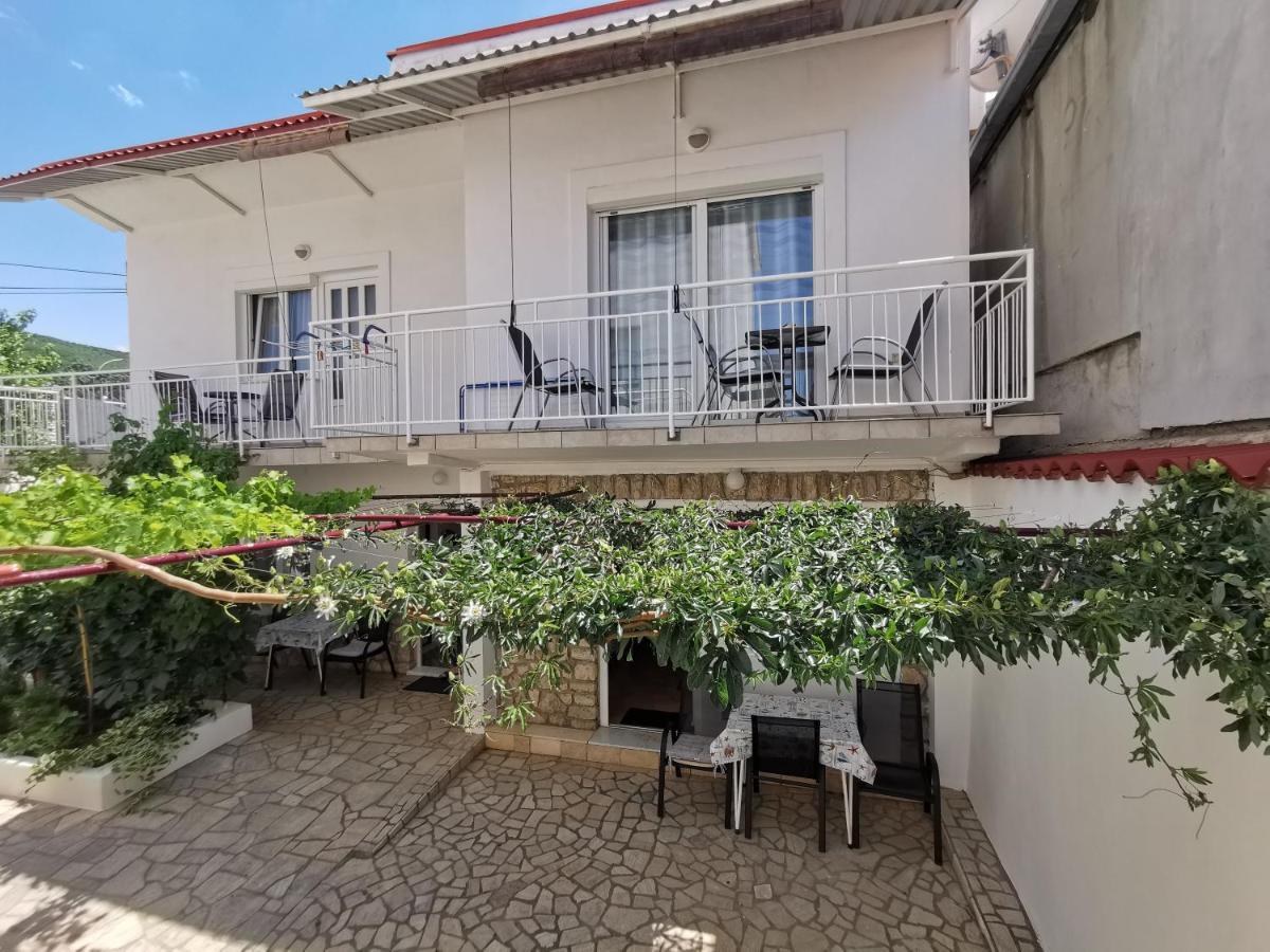 Studio Apartments Jasminka Selce Εξωτερικό φωτογραφία