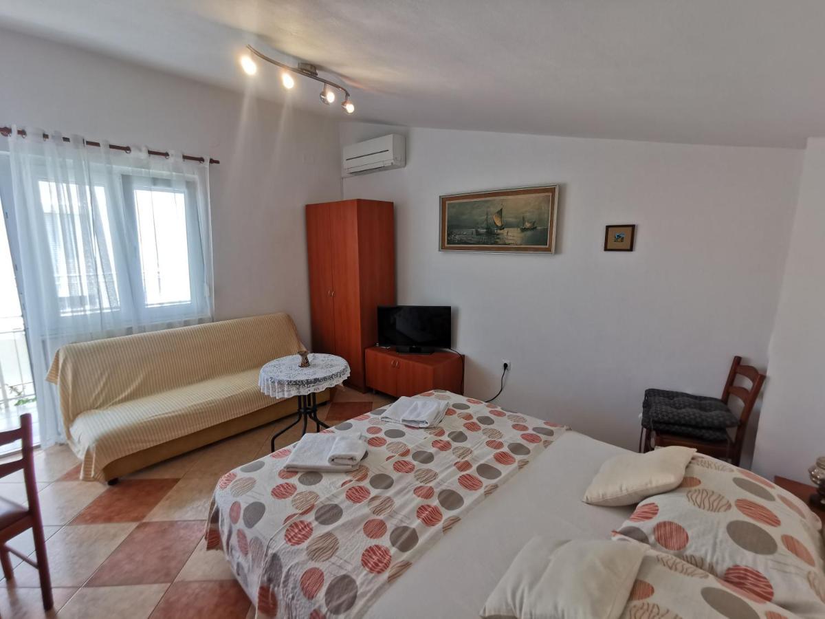 Studio Apartments Jasminka Selce Εξωτερικό φωτογραφία