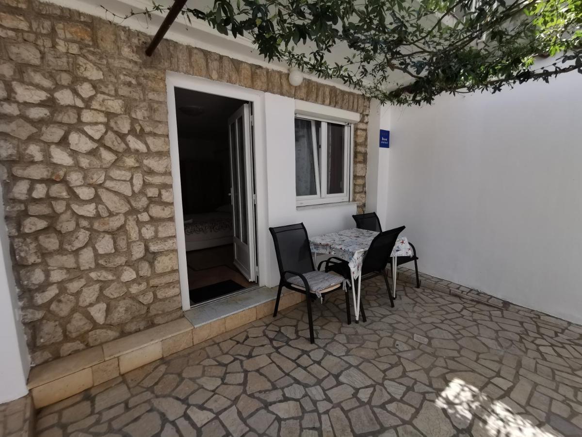 Studio Apartments Jasminka Selce Εξωτερικό φωτογραφία
