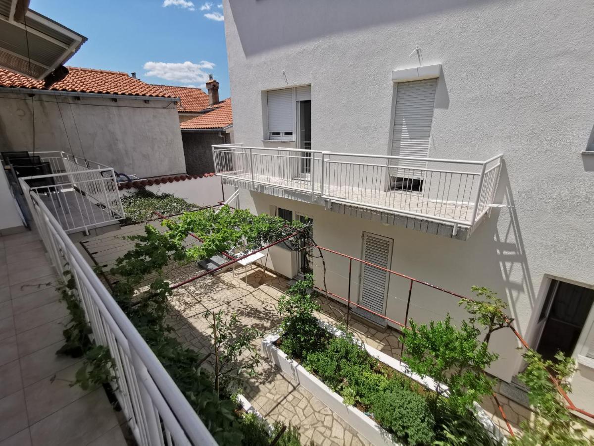 Studio Apartments Jasminka Selce Εξωτερικό φωτογραφία